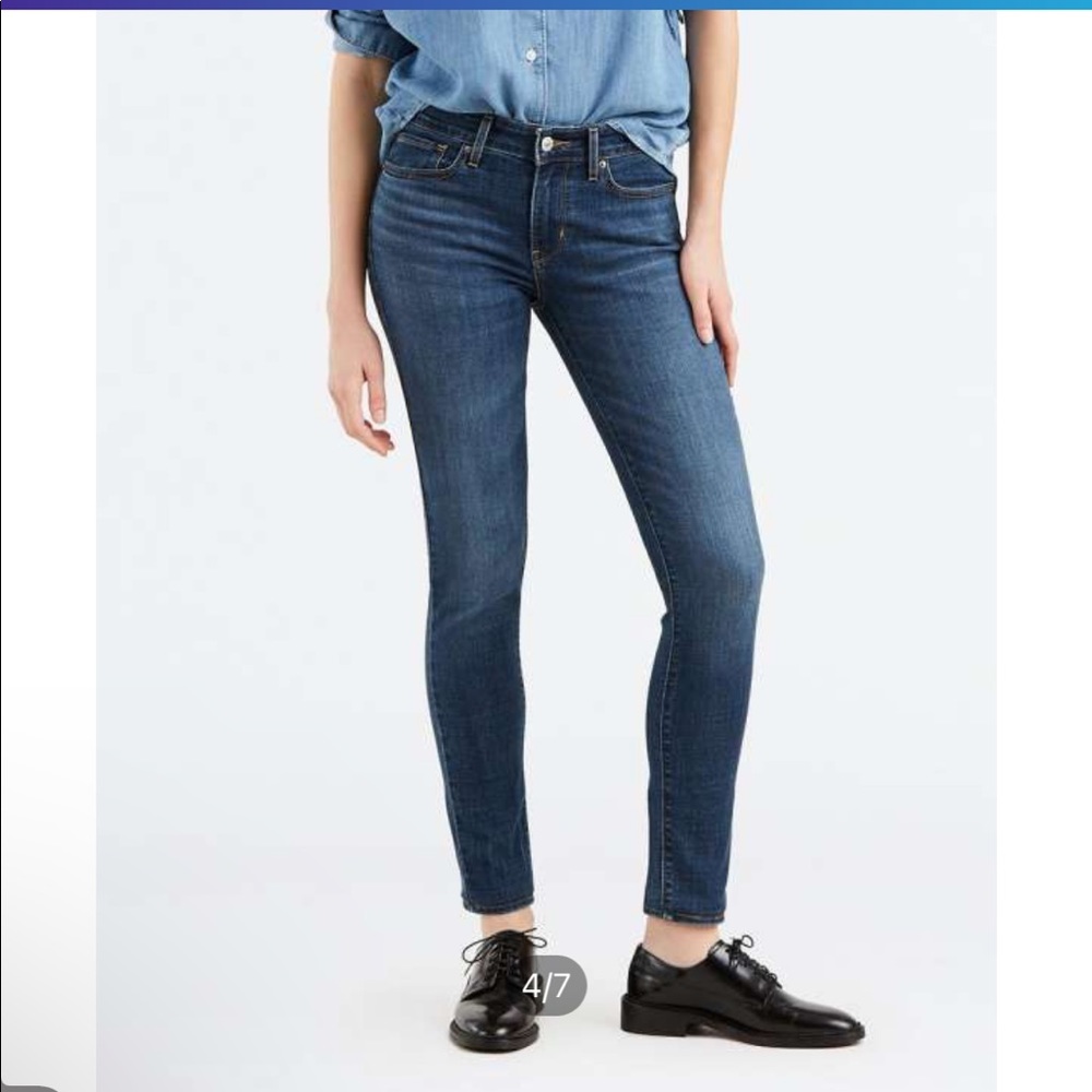 Levi’s 711 Skinny Jeans